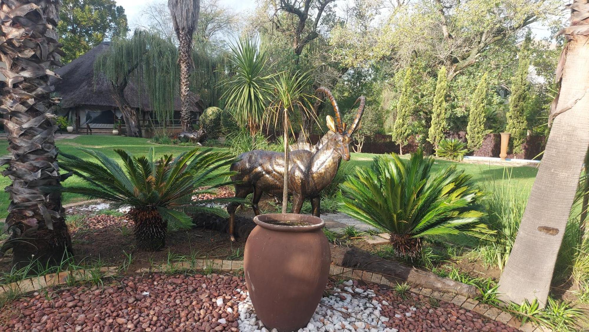 Lalamanzi River Lodge Vanderbijlpark Extérieur photo