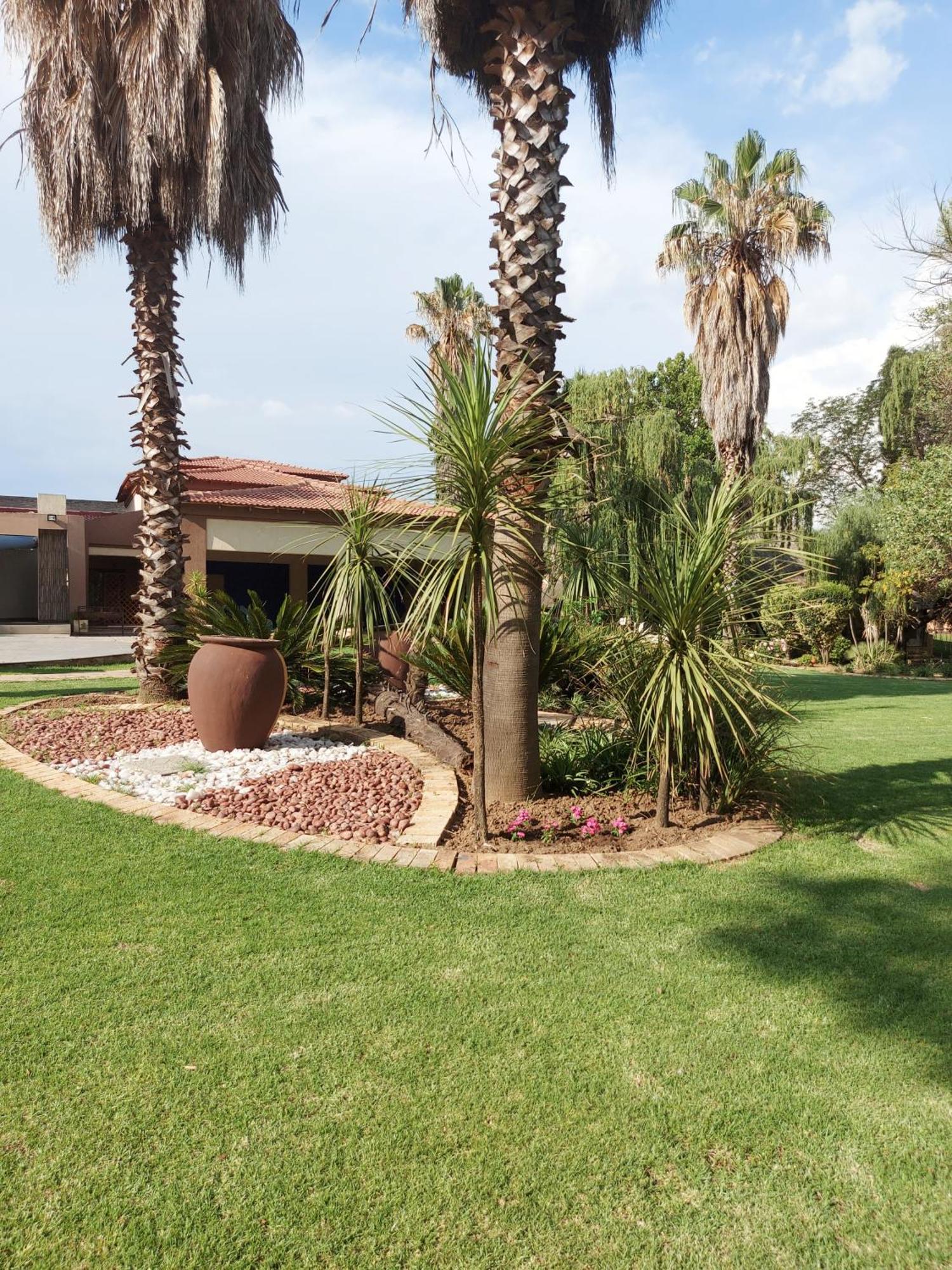 Lalamanzi River Lodge Vanderbijlpark Extérieur photo
